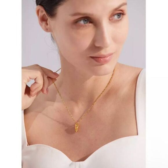 Croissant Pendant Gold Plated Necklace - Picture 2 of 4